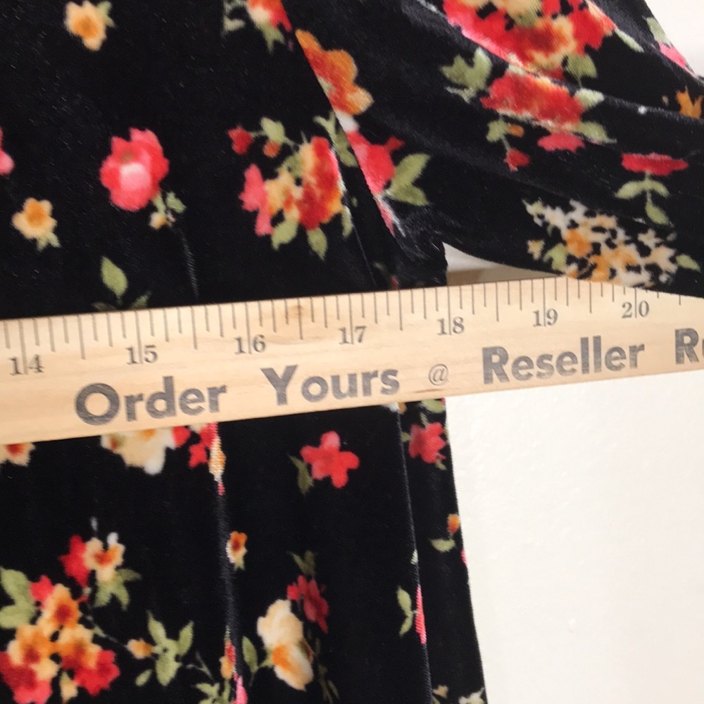 Free people Floral Black Bouquet Babe Velvet Mini dress Size large - Picture 15 of 15